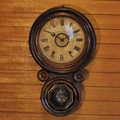 #03　蛎殻町の時計、本四ツ丸ダルマ