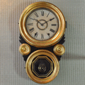 #03　蛎殻町の時計、張四ツ丸ダルマ